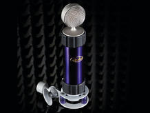 If you don't like the purple, a black-bodied version of the Flamingo Junior is available.