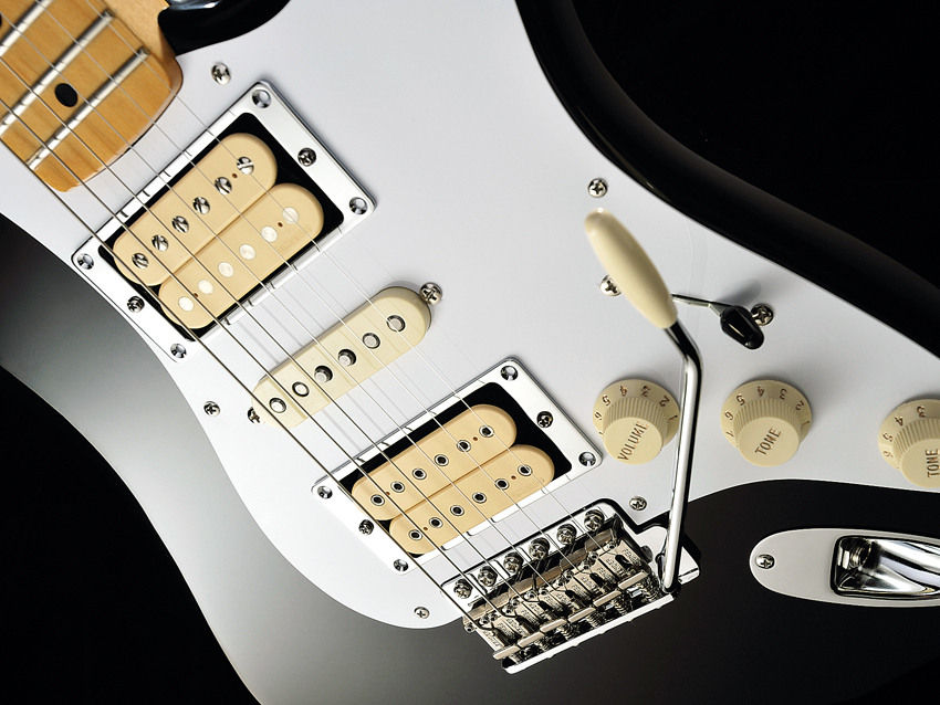 The chrome pickup surrounds add some rock 'n' roll bling