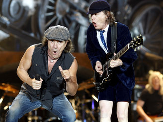 AC/DC fans vote for change