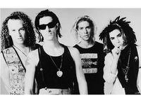 Jane's Addiction reunite to rock tiny L.A. bar